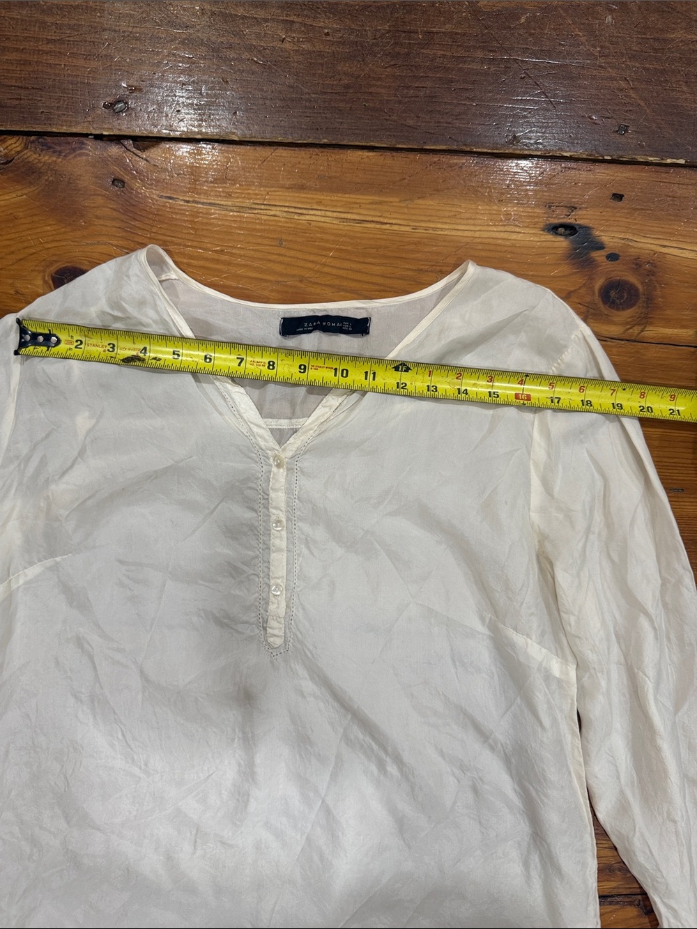 Zara Cream V-Neck Peasant Blouse 100% silk size large - Picture 6 of 10